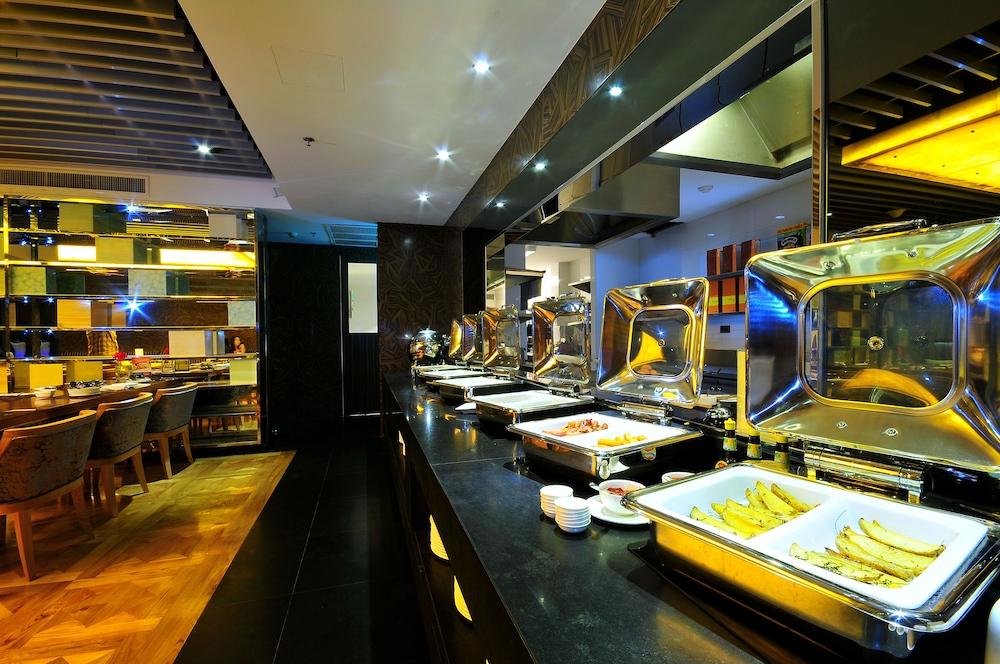 Citrus Sukhumvit 13 Nana Bangkok By Compass Hospitality - Newly Renovated Hotel Kültér fotó