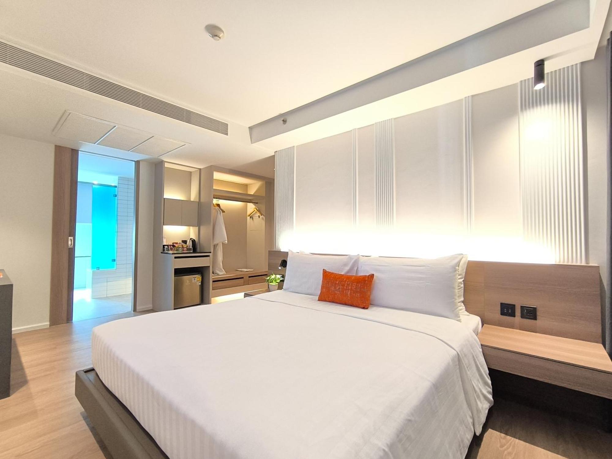 Citrus Sukhumvit 13 Nana Bangkok By Compass Hospitality Hotel Kültér fotó