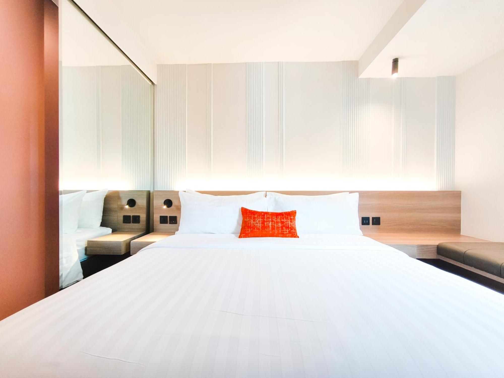 Citrus Sukhumvit 13 Nana Bangkok By Compass Hospitality - Newly Renovated Hotel Kültér fotó