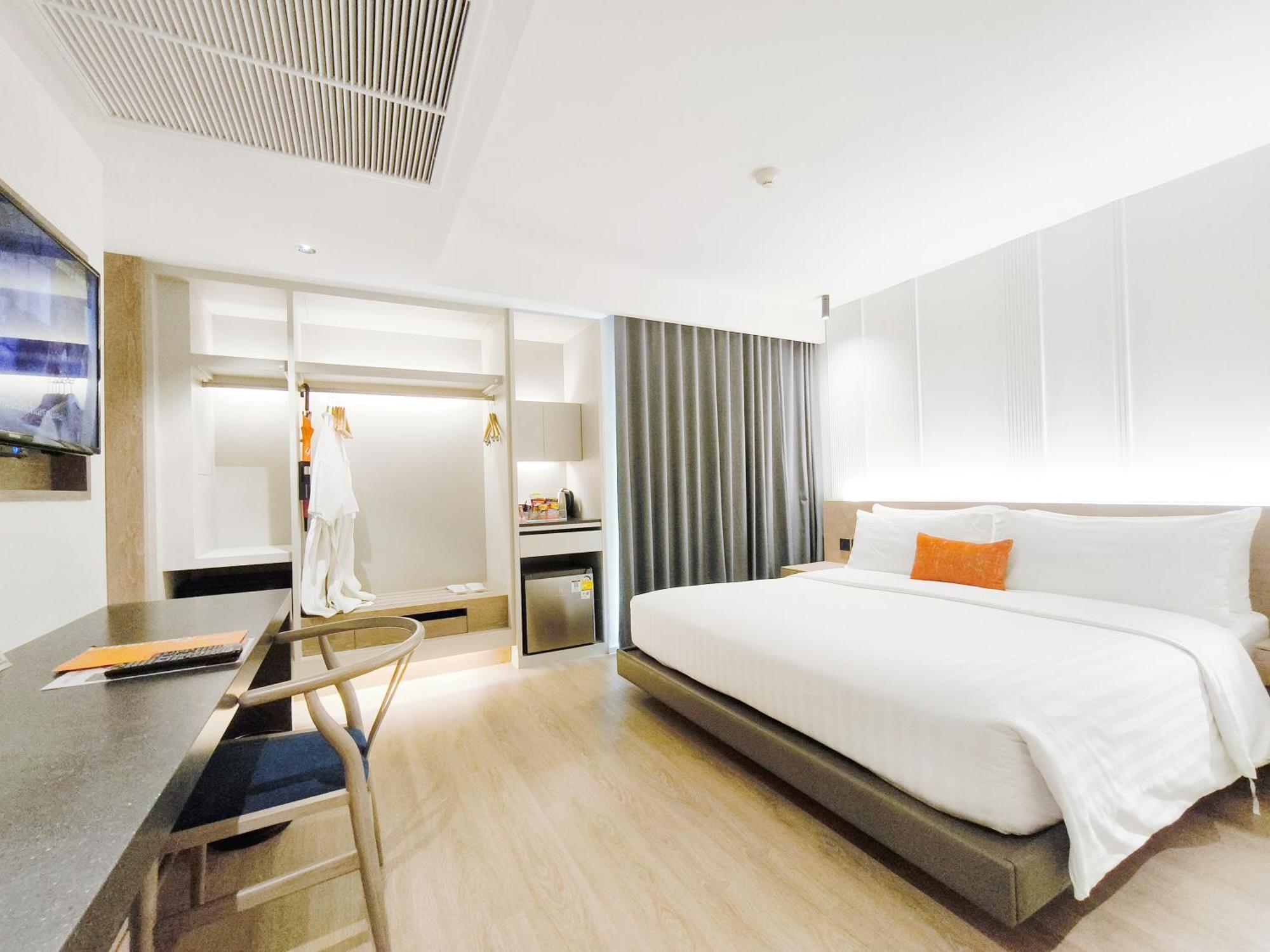 Citrus Sukhumvit 13 Nana Bangkok By Compass Hospitality Hotel Kültér fotó