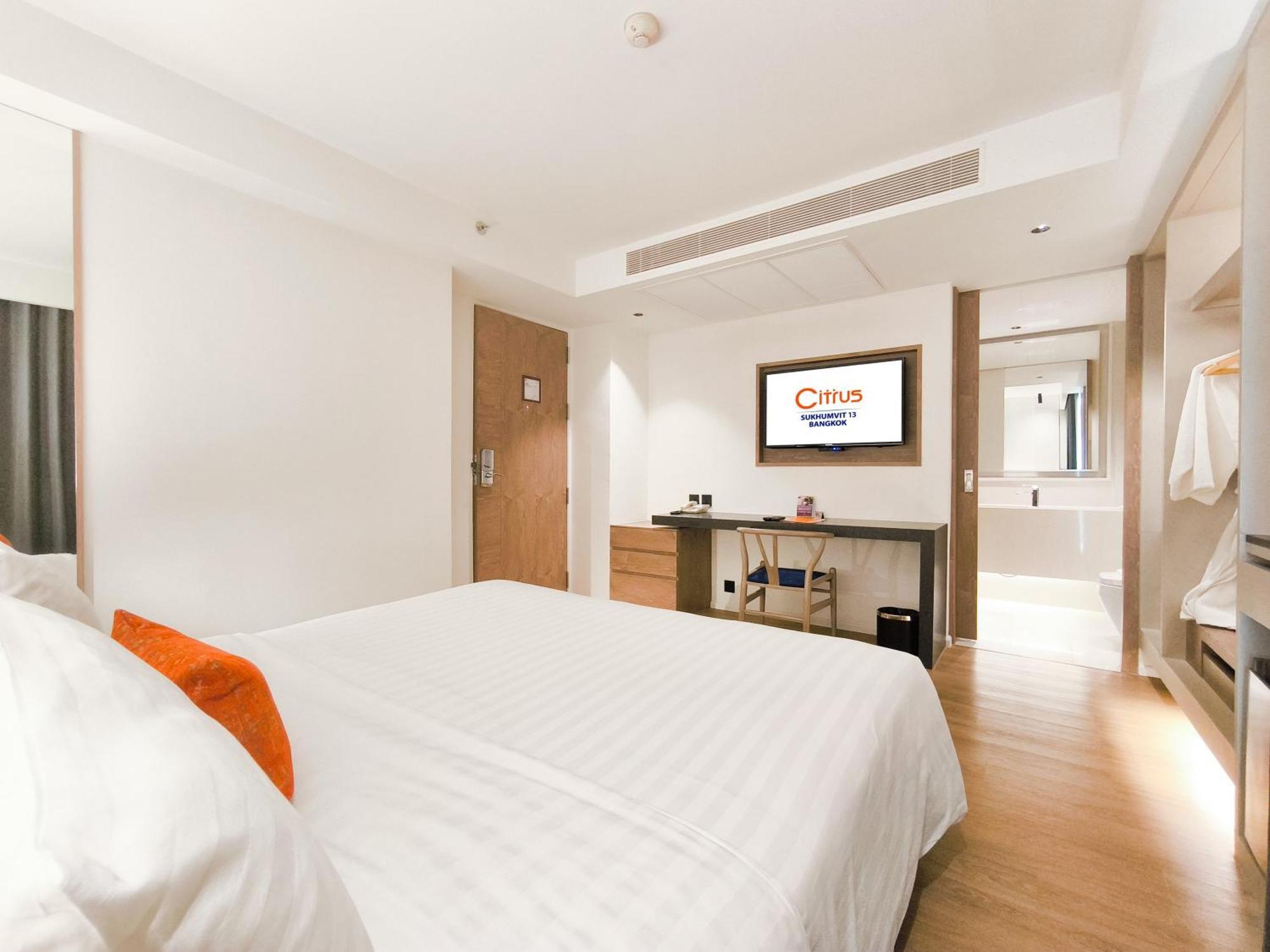 Citrus Sukhumvit 13 Nana Bangkok By Compass Hospitality - Newly Renovated Hotel Kültér fotó